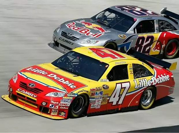Scott Speed, Marcos Ambrose Titel-Bild zur News: Scott Speed, Marcos Ambrose