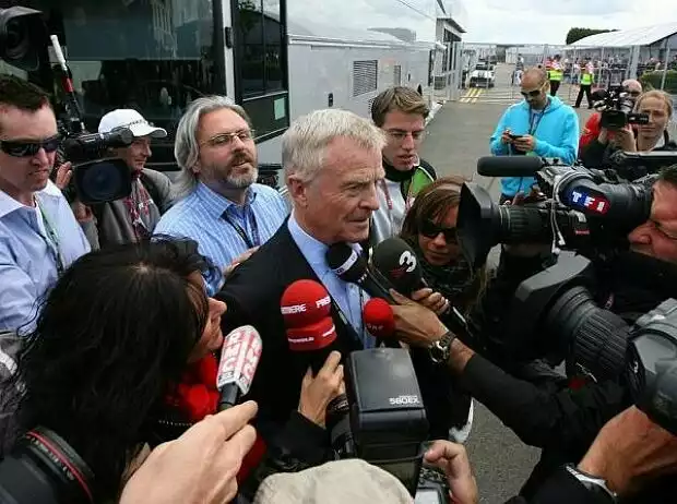Max Mosley (FIA-Präsident) Titel-Bild zur News: Max Mosley (FIA-Präsident)