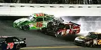 Bild zum Inhalt: Wildes Daytona: Massencrash auf der Ziellinie!