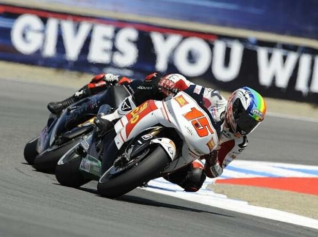 Alex de Angelis vor Marco Melandri Alex de Angelis vor Marco Melandri