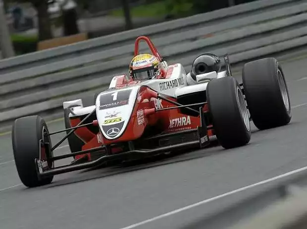 Jules Bianchi Titel-Bild zur News: Jules Bianchi
