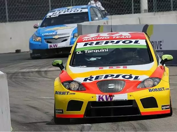 Titel-Bild zur News: Robert Huff, Gabriele Tarquini