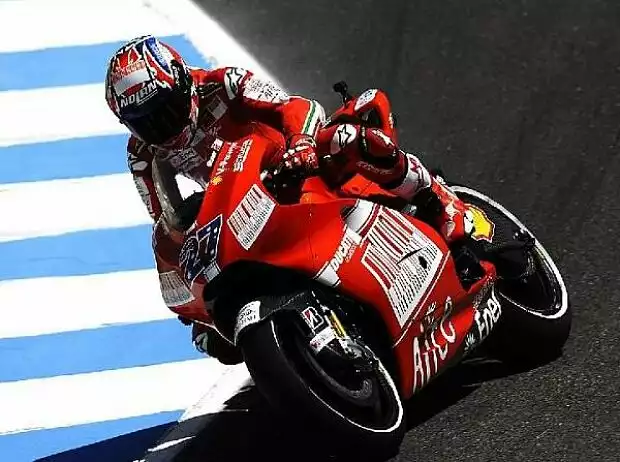 Casey Stoner Titel-Bild zur News: Casey Stoner