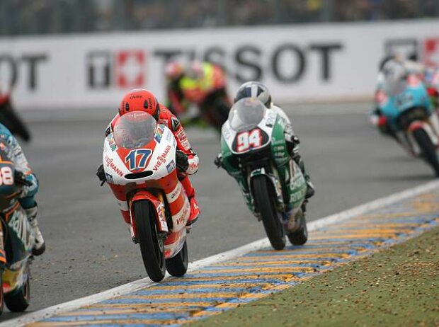 Stefan Bradl vor Jonas Folger Stefan Bradl vor Jonas Folger