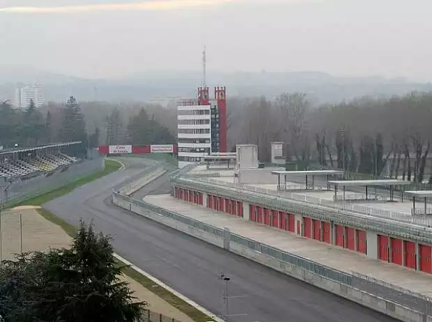 Imola Titel-Bild zur News: Imola