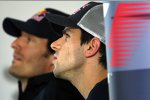 Mark Webber Jaime Alguersuari (Red Bull) (Toro Rosso) 