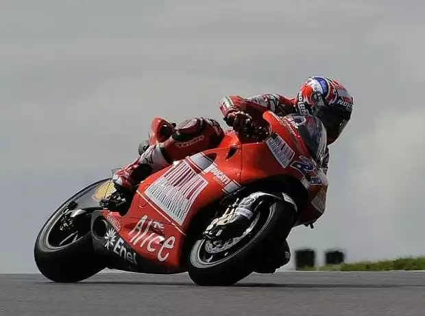 Casey Stoner Titel-Bild zur News: Casey Stoner