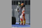 Fernando Alonso (Renault) und Jenson Button (Brawn) 
