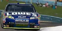 Bild zum Inhalt: Watkins-Glen-Pole: Jimmie Johnson vor Kurt Busch