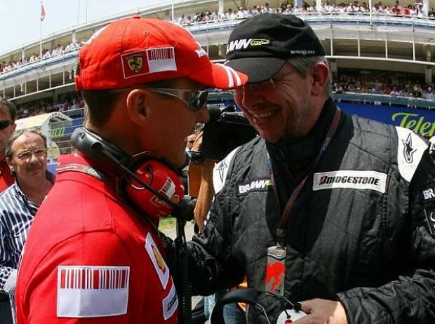Titel-Bild zur News: Michael Schumacher, Ross Brawn (Teamchef)