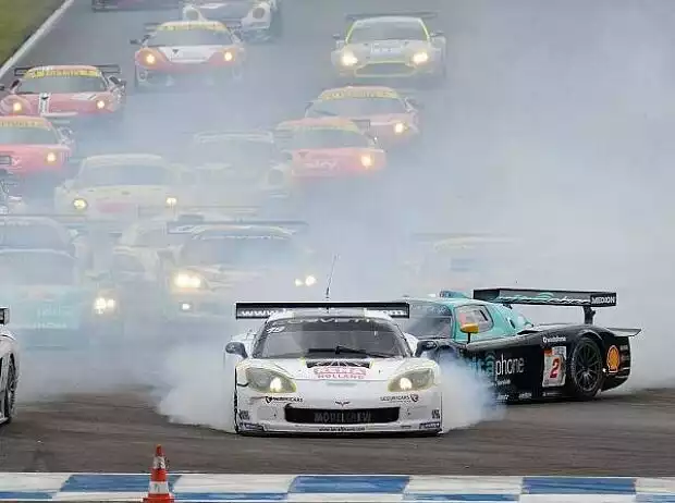 FIA GT Titel-Bild zur News: FIA GT