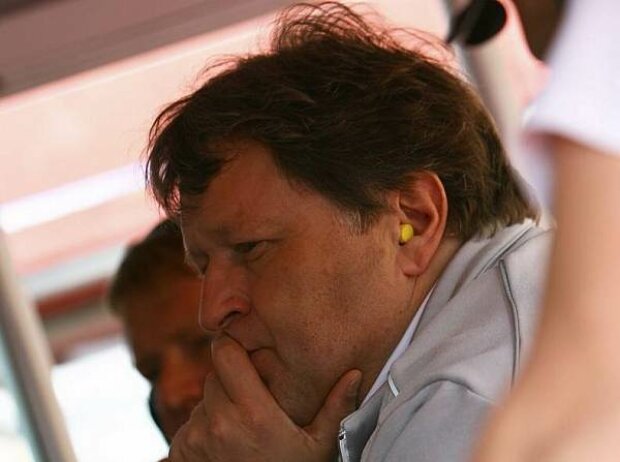 Norbert Haug (Mercedes-Motorsportchef) Norbert Haug (Mercedes-Motorsportchef)