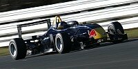 Bild zum Inhalt: Silverstone: Ricciardo und van der Zande siegen