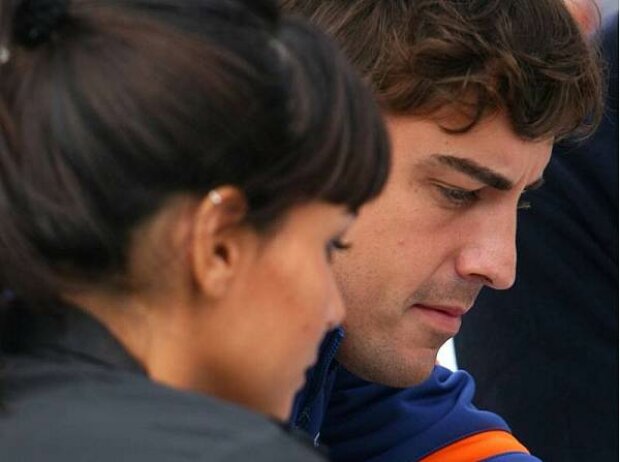 Titel-Bild zur News: Raquel und Fernando Alonso