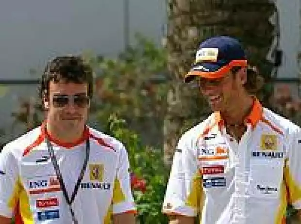 Fernando Alonso und Romain Grosjean Titel-Bild zur News: Fernando Alonso und Romain Grosjean