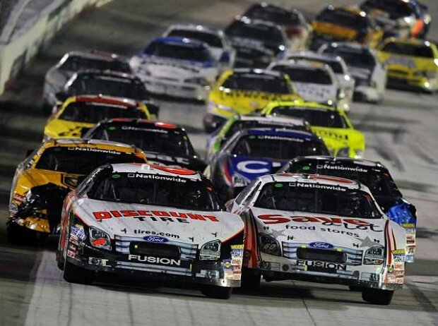 David Ragan, Carl Edwards