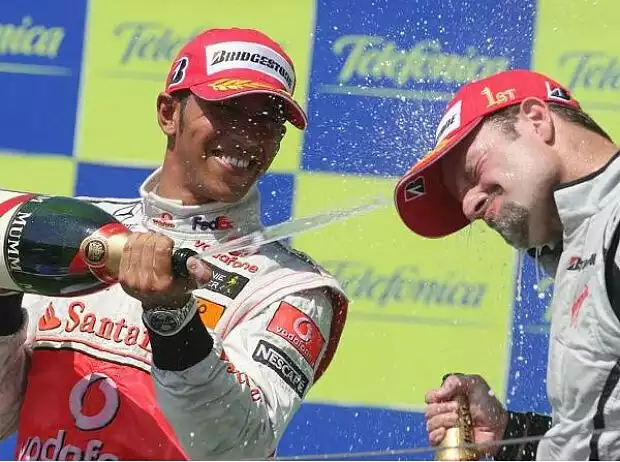 Rubens Barrichello, Lewis Hamilton Titel-Bild zur News: Rubens Barrichello, Lewis Hamilton