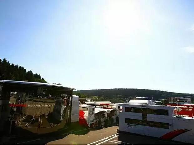 Titel-Bild zur News: Fahrerlager in Spa-Francorchamps