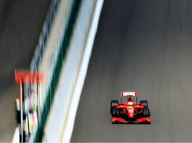 Luca Badoer Luca Badoer