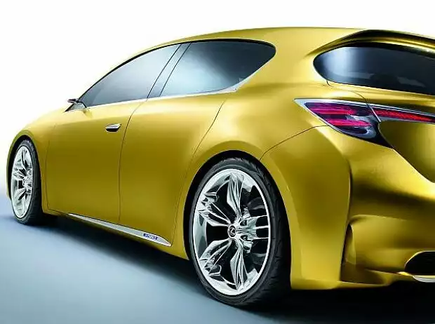Titel-Bild zur News: Lexus Vollhydrid Konzeptstudie LF-Ch
