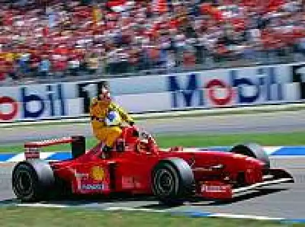 Titel-Bild zur News: Michael Schumacher und Giancarlo Fisichella