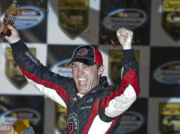 Kevin Harvick Titel-Bild zur News: Kevin Harvick
