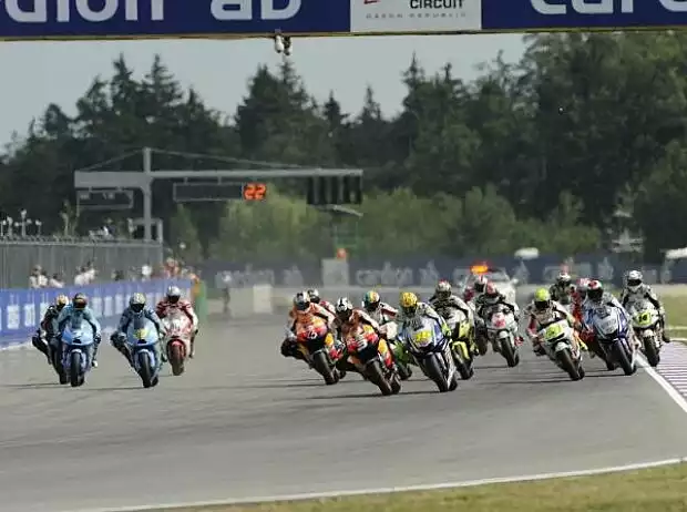 MotoGP Start Titel-Bild zur News: MotoGP Start