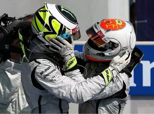 Jenson Button und Rubens Barrichello Titel-Bild zur News: Jenson Button und Rubens Barrichello