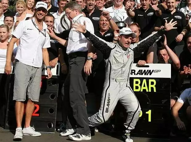 Titel-Bild zur News: Jenson Button, Rubens Barrichello, Ross Brawn (Teamchef)