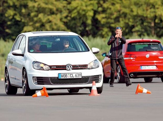 Titel-Bild zur News: VW Fahrsicherheitstraining