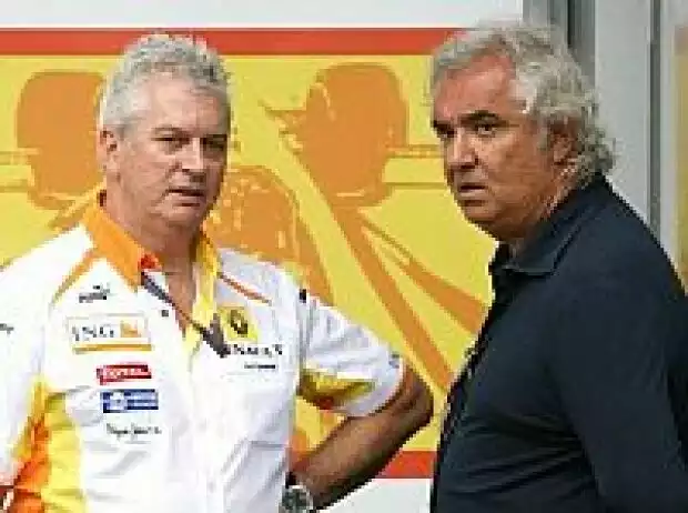 Titel-Bild zur News: Flavio Briatore und Pat Symonds