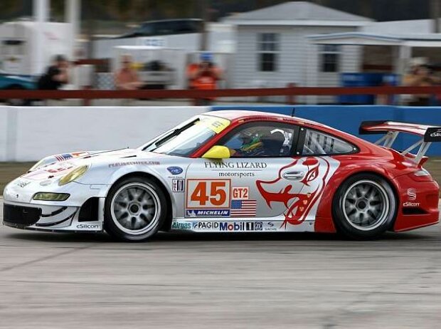 Titel-Bild zur News: Flying Lizard Porsche 911 GT3 RSR und