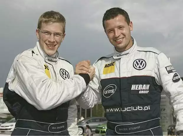Titel-Bild zur News: Max Sandritter mit Maciek Steinhof