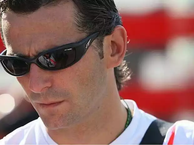 Pedro de la Rosa Titel-Bild zur News: Pedro de la Rosa
