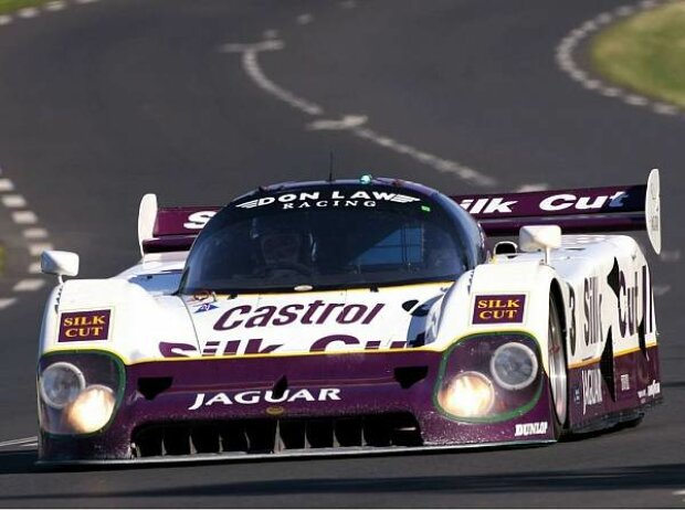 Jaguar XJR 12