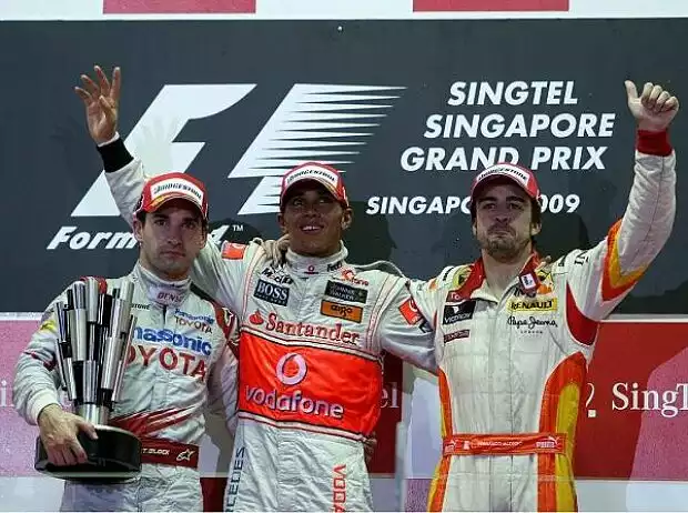 Podium in Singapur 2009 Titel-Bild zur News: Podium in Singapur 2009