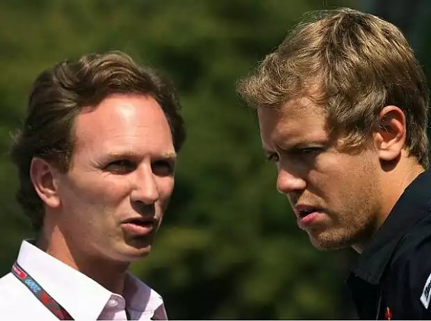 Christian Horner (Teamchef) und Sebastian Vettel Titel-Bild zur News: Christian Horner (Teamchef) und Sebastian Vettel
