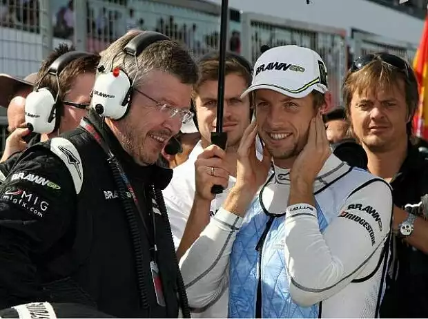 Titel-Bild zur News: Ross Brawn und Jenson Button