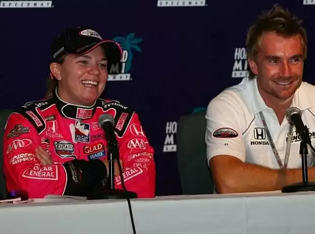 Sarah Fisher Titel-Bild zur News: Sarah Fisher