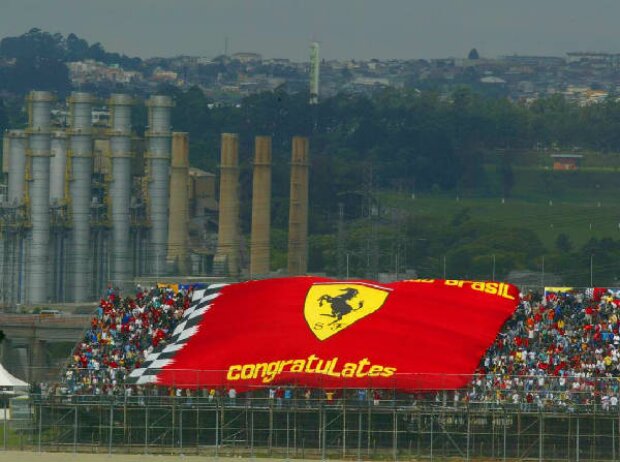 Fans in São Paulo