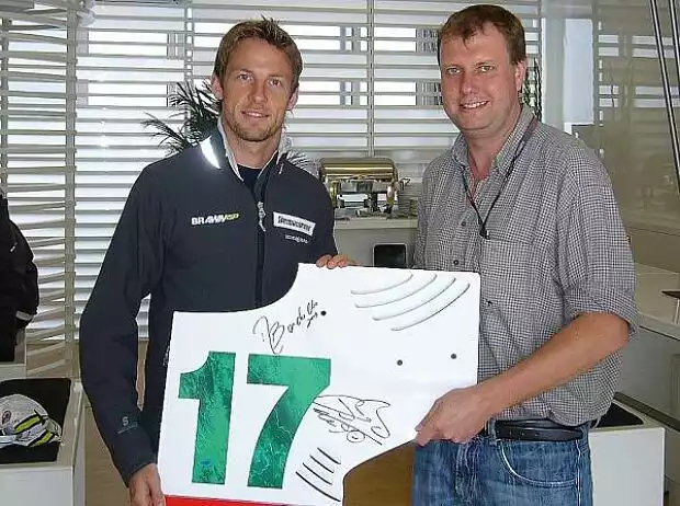 Jenson Button mit Norbert Ockenga Titel-Bild zur News: Jenson Button mit Norbert Ockenga