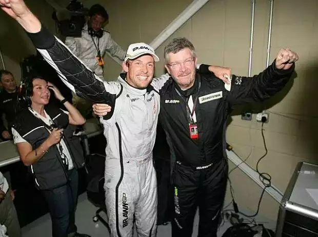 Titel-Bild zur News: Ross Brawn (Teamchef), Jenson Button