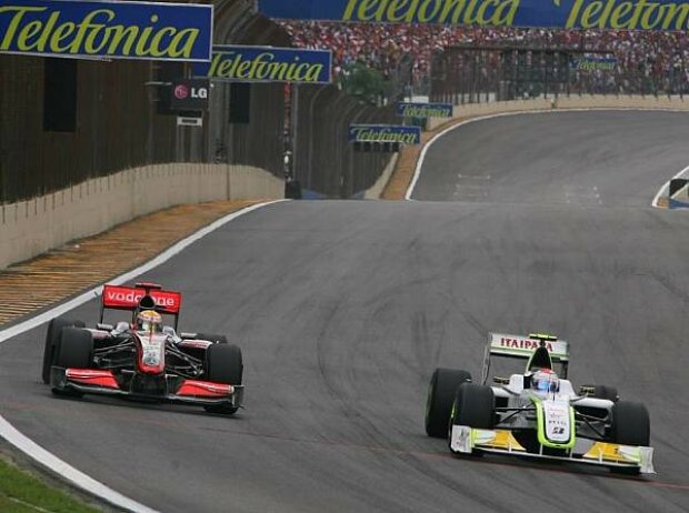 Titel-Bild zur News: Rubens Barrichello, Lewis Hamilton