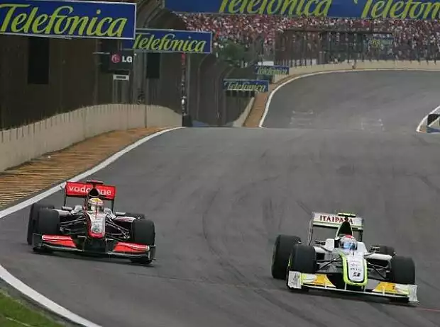 Rubens Barrichello, Lewis Hamilton Titel-Bild zur News: Rubens Barrichello, Lewis Hamilton