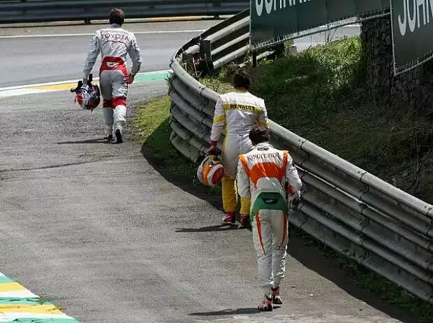Jarno Trulli, Fernando Alonso, Adrian Sutil Titel-Bild zur News: Jarno Trulli, Fernando Alonso, Adrian Sutil