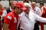 Felipe Massa (Ferrari) mit Bernie Ecclestone (Formel-1-Chef)