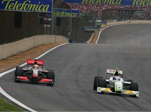 Lewis Hamilton und Rubens Barrichello Lewis Hamilton und Rubens Barrichello