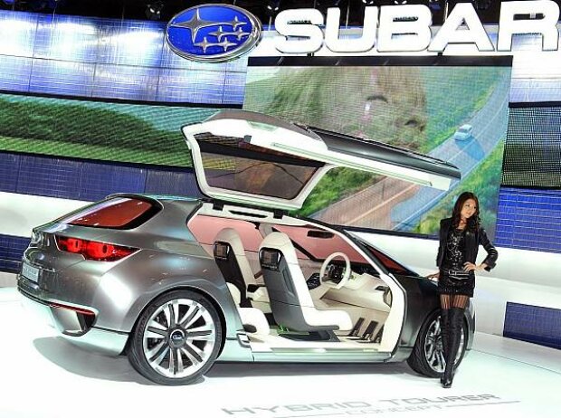 Titel-Bild zur News: Subaru Hybrid Tourer Concept