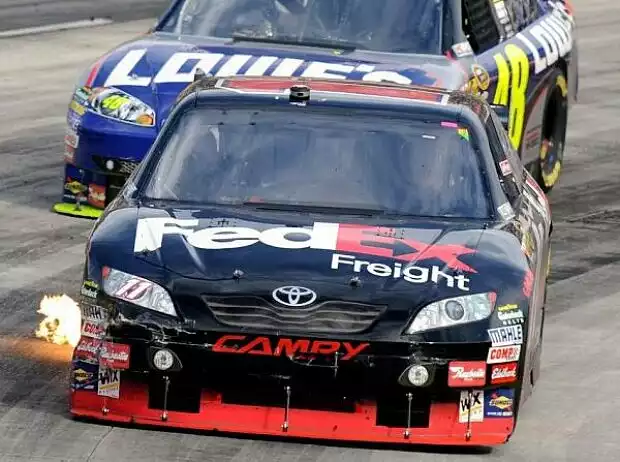 Denny Hamlin, Jimmie Johnson Titel-Bild zur News: Denny Hamlin, Jimmie Johnson