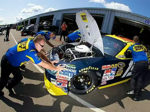Elliott Sadler Titel-Bild zur News: Elliott Sadler